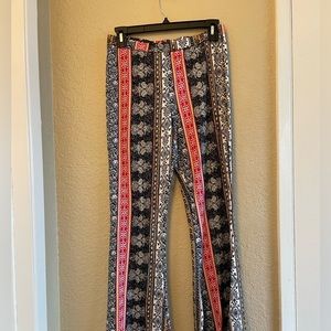 Paisley Bell Bottom pants in red, orange and black color combo in size Large!